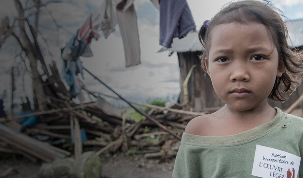 Enfant aux Philippines